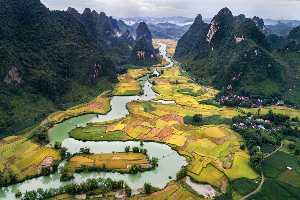 15 Asian Countries You Need to Travel in Your Lifetime